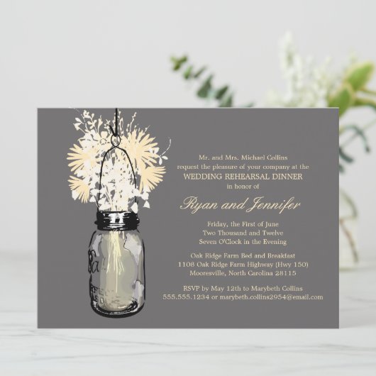 リハーサルディナー-デイジーズワイルドフラワーズ&メイソンジャー 招待状 (スタンド正面)