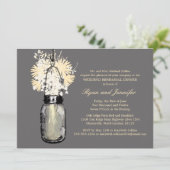 リハーサルディナー - デイジー ワイルドフラワー & メイソンジャー 招待状 (スタンド正面)
