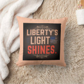 リバティの炎が灯る夜 クッション (ブランケット)