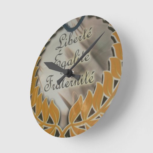 リバティコンペティティ男子学生の社交クラブ.png ラウンド壁時計 (傾斜)