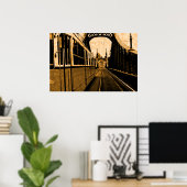 リバティ橋のトラム – ヴィンテージ感じ ポスター (ホームオフィス)