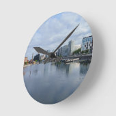 リバプールのスカイライン ラウンド壁時計 (傾斜)