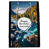 リバーアンドマウンテンズシーニックフォト誕生日 ミディアムペーパーバッグ (正面)