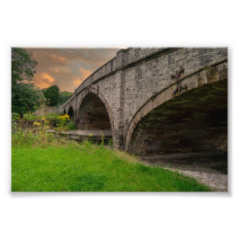 リバーエルヴィーの歴史的な聖アサーフ橋 フォトプリント           