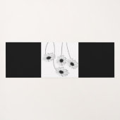 リバーシブルブラックとホワイトのデイジーと名前 ヨガマット (裏面(横))