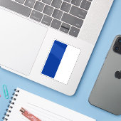 リヒテンシュタイン・トリエセン州市旗 シール (ノートパソコンとiPhone)