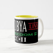 リビアの自由なマグは長く自由2011年リビアの住んでいます ツートーンマグカップ (正面右)