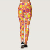 リビングコーラルカラフルフローラルパターン レギンス (裏面)