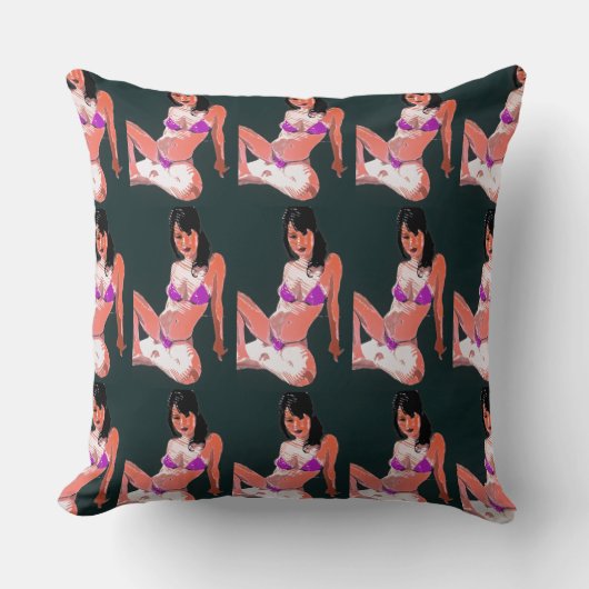 リビングドール2 クッション (正面)