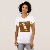 リフトのシンボルマーク 古風なウィンタースポーツのアイコン Tシャツ (正面フル)