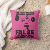 リフトは女性を巨大にする?偽.Cupakes Do クッション (ブランケット)