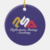 リフレクションスケートで滑るアカデミークリスマスオーナメント セラミックオーナメント (裏面)