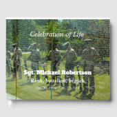 リフレクションズオンベトナム退役軍人メモリアル ゲストブック (正面)