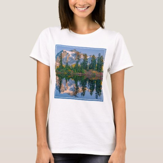 リフレクション湖に映るシャクサン山 Tシャツ (正面)