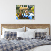 リフレクション:池の手のひらボックタワーガーデン キャンバスプリント (インサイチュ (寝室))