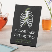 リブケージスネークハロウィーントリックまたはトレータースキャンディ 台座サイン (インサイチュ)