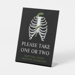 リブケージスネークハロウィーントリックまたはトレータースキャンディ 台座サイン