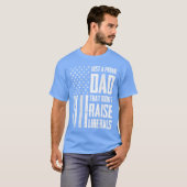 リベラルを育てなかった自慢のパパ アメリカ国旗 付き Dad Hat Tシャツ (正面フル)