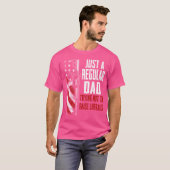リベラル派のFaを上げようとしない普通のパパ Tシャツ (正面フル)