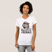 リベラル派を育てようとしない普通の母親 Tシャツ (正面フル)