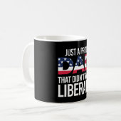 リベラル誇りを持った派の父親を育てなかったパパ コーヒーマグカップ (正面左)