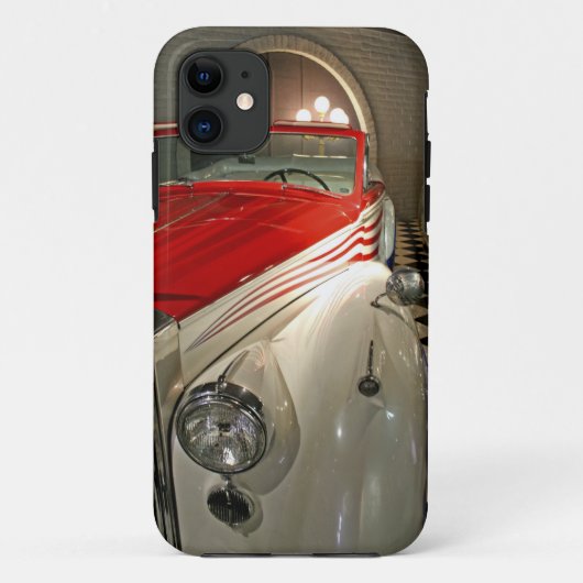 リベラーチェ財団の自動車コレクションと Case-Mate iPhoneケース (裏面)