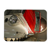 リベラーチェ財団博物館の自動車コレクションと マグネット (横)