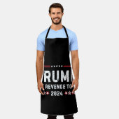 リベンジ・ツアー2024の社長をトランプ エプロン (着用した状態)