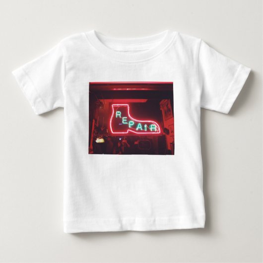 リペアネオンサインNYC ベビーTシャツ (正面)