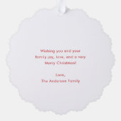 リボンが付いたシンプルな木のモダンなクリスマス オーナメントカード (裏面)