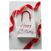 リボンとハートの付いた誕生日ギフトバッグ ミディアムペーパーバッグ (正面)