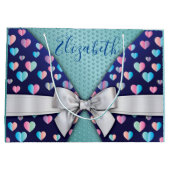 リボンとハートの斑点が付いたエレガントなギフトバッグ ラージペーパーバッグ (裏面)