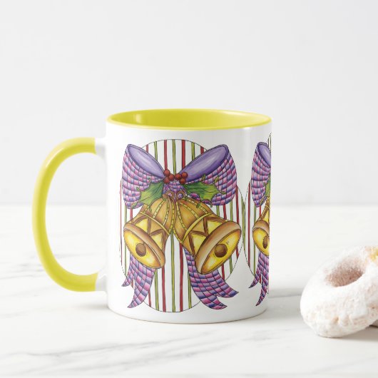 リボンとボウが付いたキュートなクリスマスジングルベル マグカップ (ドーナツ)