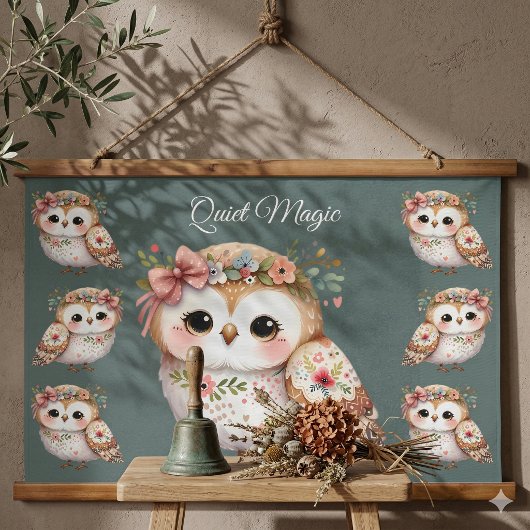 リボンのついたかわいい花のフクロウ 吊り下げ型タペストリー
