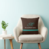 リボンのブラウンのティール（緑がかった色）家族のモノグラムのデザイン クッション (椅子)