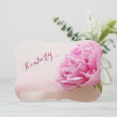 リボンの付いたピンクの芍薬の花嫁のメイド 招待状 (スタンド正面)