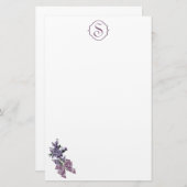 リボンの弓が付いているモノグラムそして紫色の薄紫のスプレー 便箋 (正面/裏面)