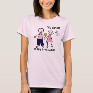 リボンのChemoのピンクのカップルは鐘のTシャツを鳴らします Tシャツ