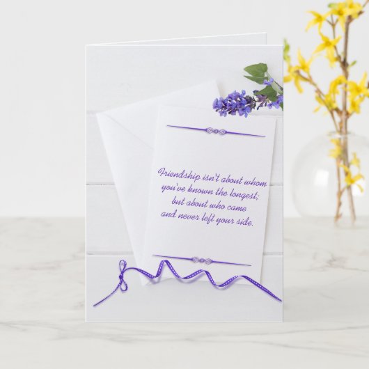 リボン付きの白い文房具の友人の誕生日 カード (黄色い花)