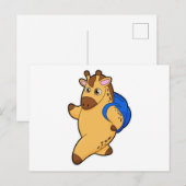 リュックを背負った学生のキリン ポストカード (正面/裏面)