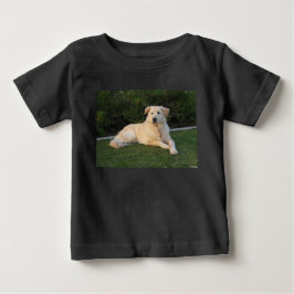 リラックスした犬 ベビーTシャツ