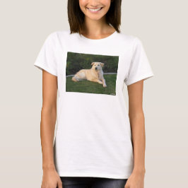 リラックスする犬 Tシャツ