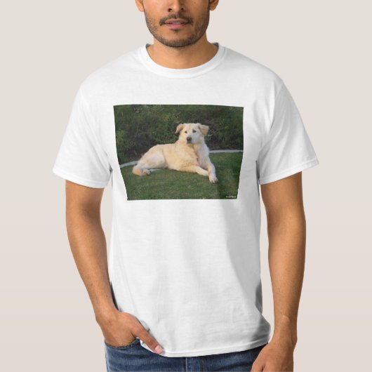 リラックスする犬 Tシャツ (正面)