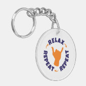 リラックス.繰り返す。繰り返す。 キーホルダー (正面左)