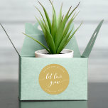 リラックスScript Let Love Grow Editable Color結婚's ラウンドシール<br><div class="desc">結婚式の引き出物ステッカーリラックスは「愛を成長させる」という言葉を、編集可能な背景カラーに対して白いキュラシックな台本でクリック表カスタマイズ（アクセス可能）。プレースホルダーの置き換えによってカスタマイズ文字。フォントとサイズ/カラーの変更など、その他のオプションについては、/contract curveまたは文字の間隔クリックの「カスタマイズ」ボタンを展開する。*ズームプレビューに表示されるZazzle透かしは、最終印刷製品には表示されないことに注意。©ローズウッド、柑橘類</div>
