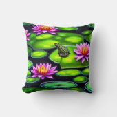 リリー・パッドの小さなカエル クッション (正面)