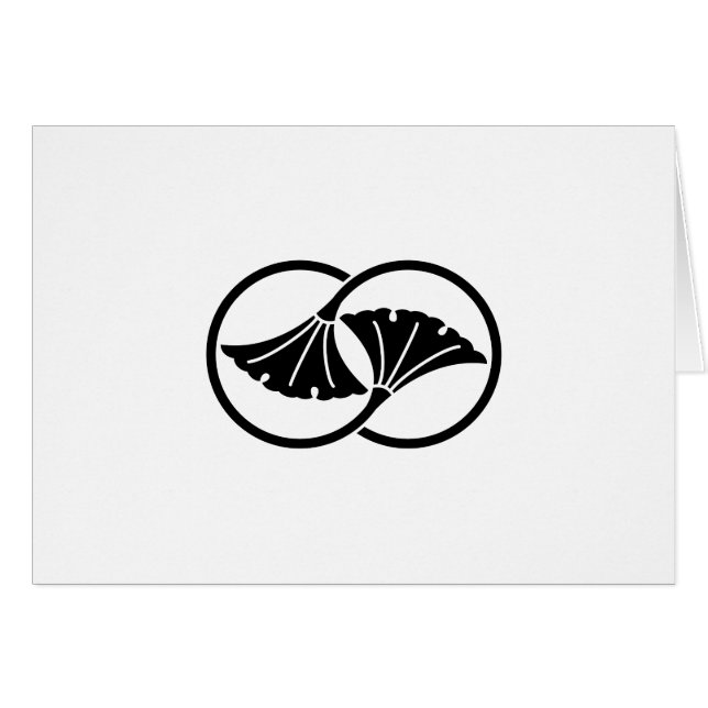 リンクしたイチョウの葉円 (正面横)