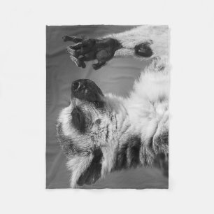リングによって後につかれるLemurの遊ぶこと フリースブランケット