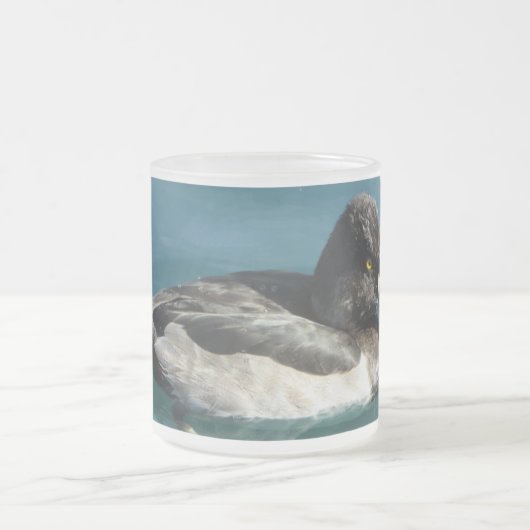 リングや輪のまわりにの首の黒と白のアヒルの写真をラップ フロストグラスマグカップ (中央)