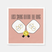 リングや輪のピックル結婚ボール前の最後のスイング スタンダードカクテルナプキン (正面)